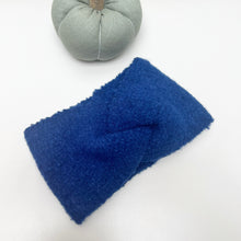 Load image into Gallery viewer, Knitted headbands
