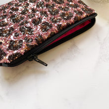 Load image into Gallery viewer, Pink leopard coin purse
