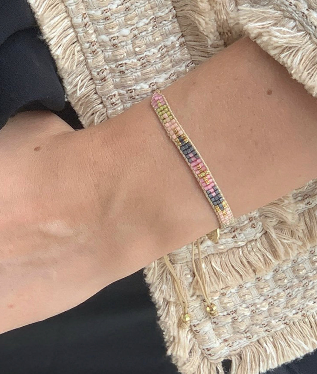 Black and Pink Bead Bracelet